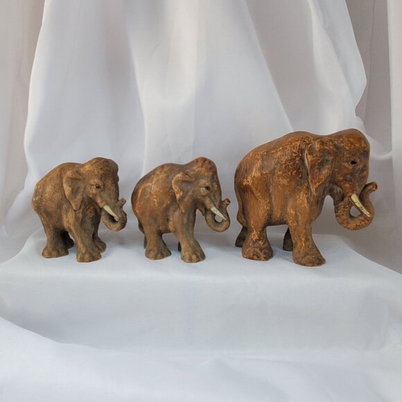 Vintage 1940-1950 Hand Carved Sirocco Wood Composite Elephant Family Figurines - Picture 1 of 16